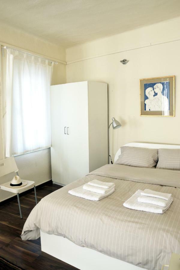 Apartment With Rooftop Terrace & Acropolis View Aten Exteriör bild